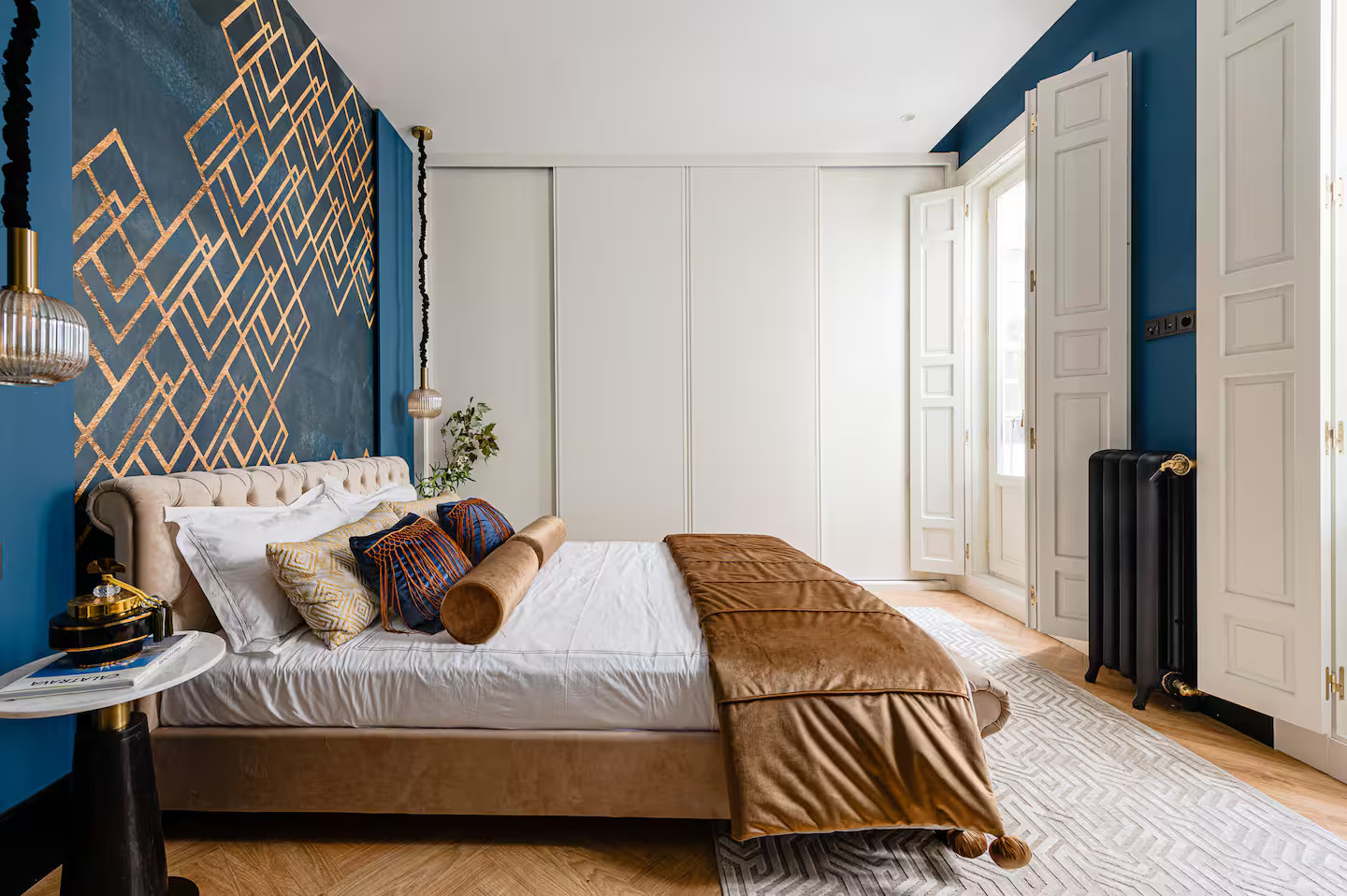chambre appartement luxueux design Madrid décoration classique chic chambre appartement luxueux design Madrid décoration classique chic