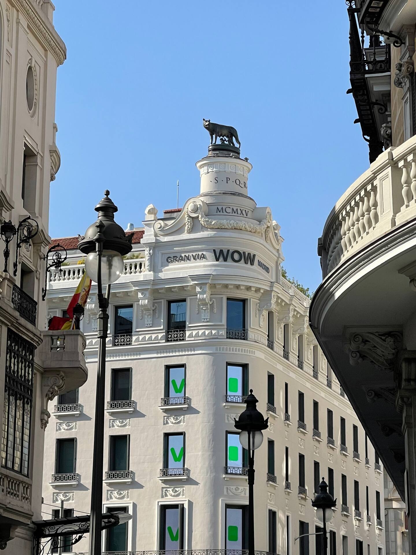 rue Madrid rue Madrid