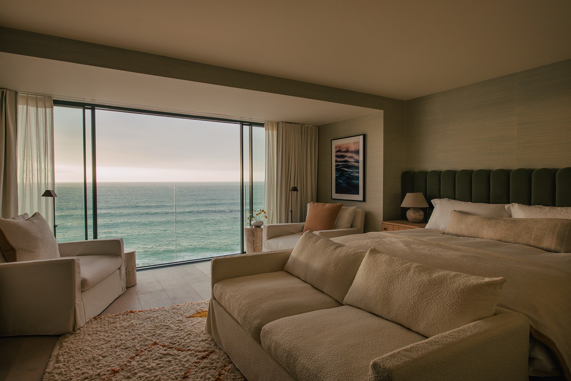 chambre décoration contemporaine avec baie vitrée face à la mer chambre décoration contemporaine avec baie vitrée face à la mer