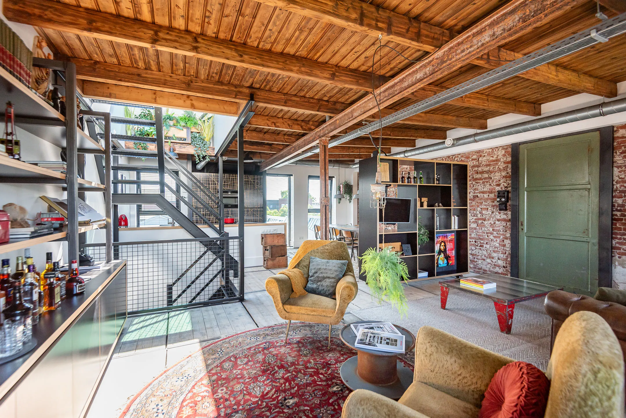 Un loft unique au cœur d'une ancienne fabrique de baignoires