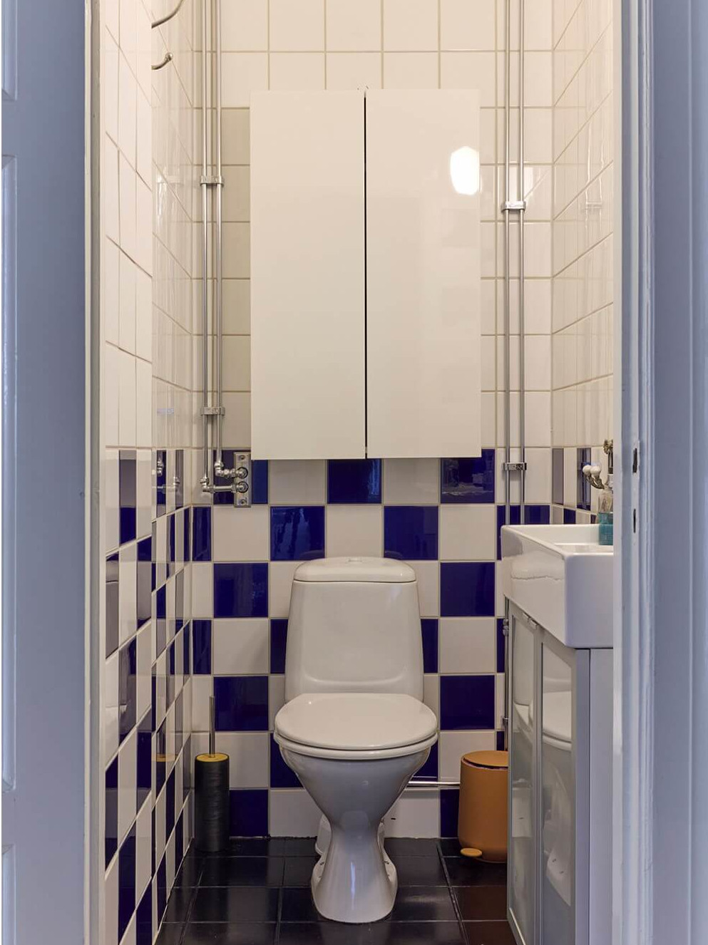 toilettes wc carrelage bleu et blanc toilettes wc carrelage bleu et blanc