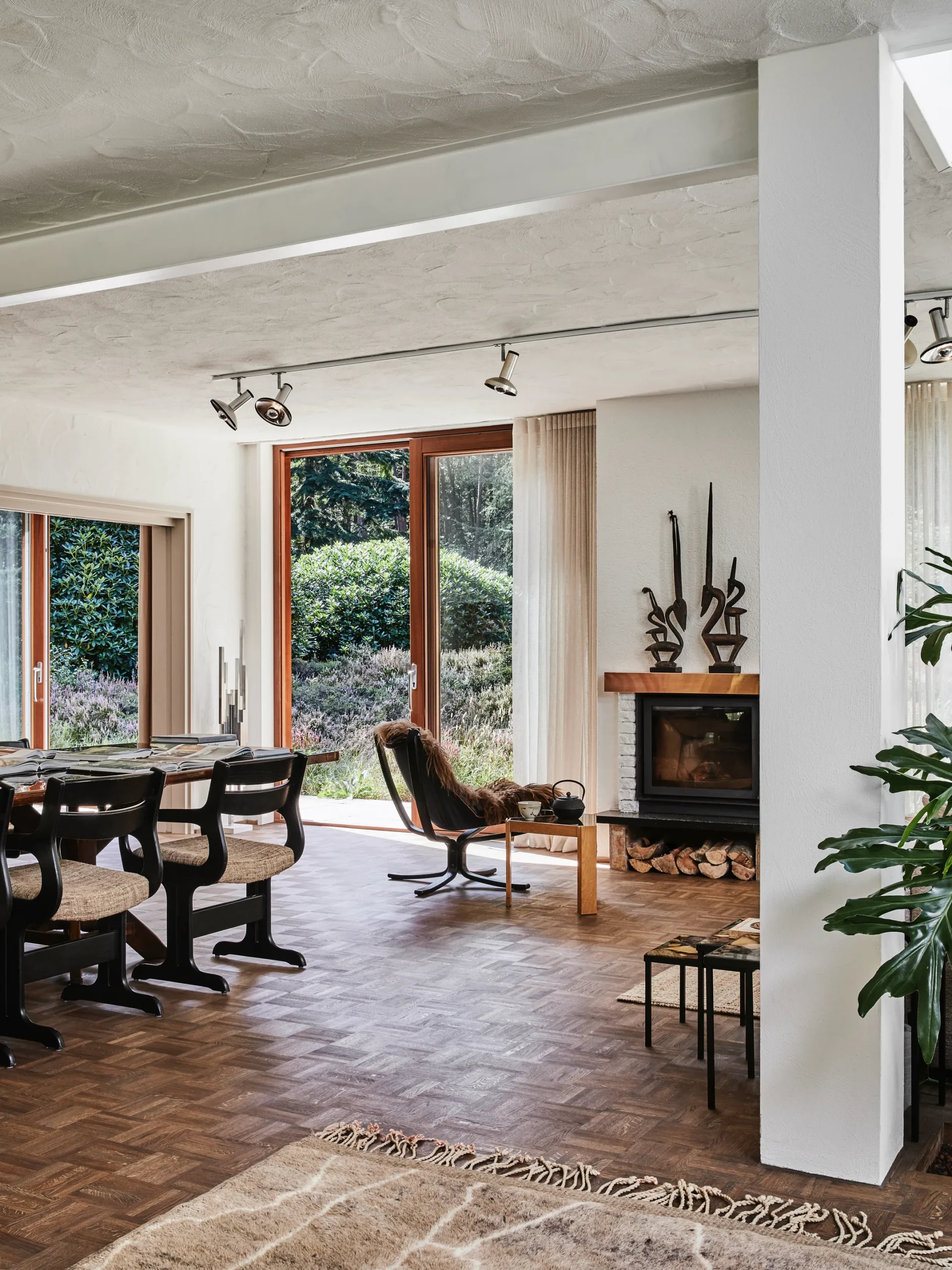 salon avec cheminée maison contemporaine Pays-Bas salon avec cheminée maison contemporaine Pays-Bas