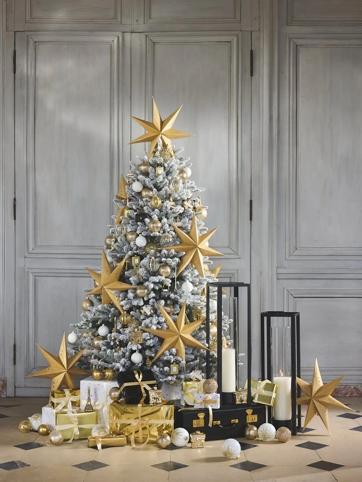 sapin et cadeaux Maisons du Monde Noël 2025 Paris