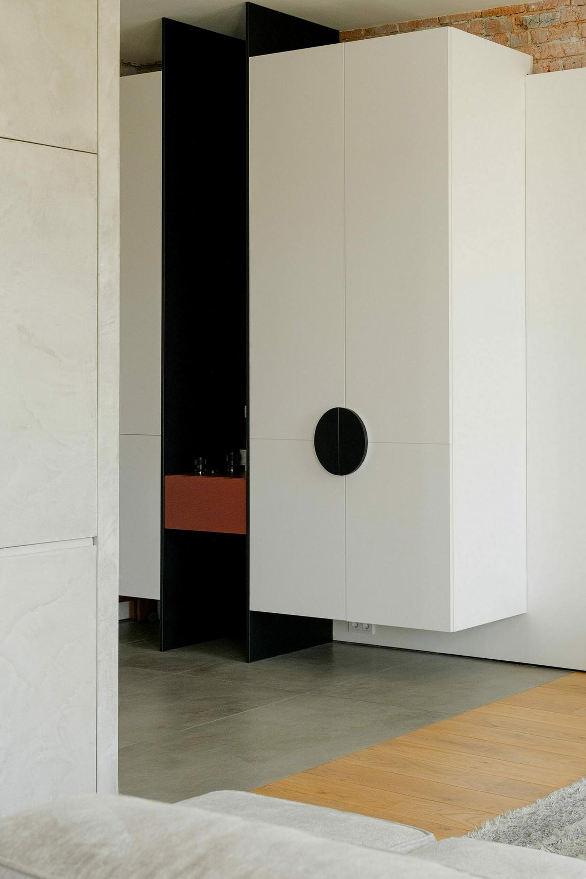 entrée appartement type loft brutaliste entrée appartement type loft brutaliste