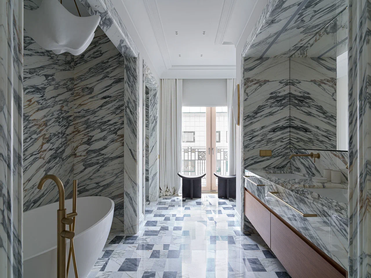 salle de bain marbre et miroir décoration moderne chic salle de bain marbre et miroir décoration moderne chic
