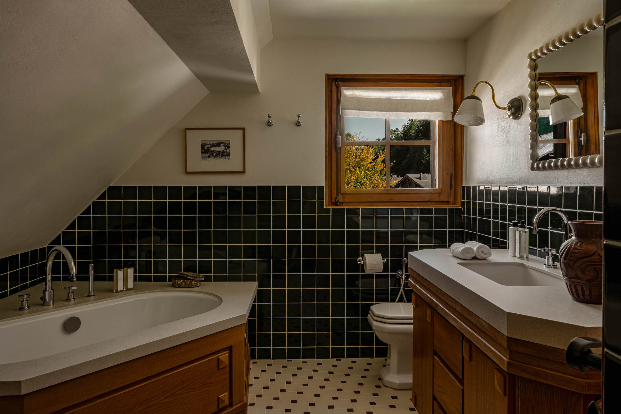 salle de bain verte et bois Le Sarto Iconic House salle de bain verte et bois Le Sarto Iconic House