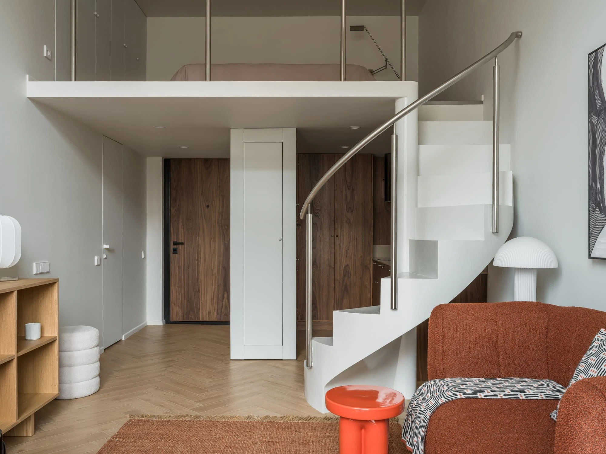 salon studio 28m2 avec mezzanine décoration contemporaine