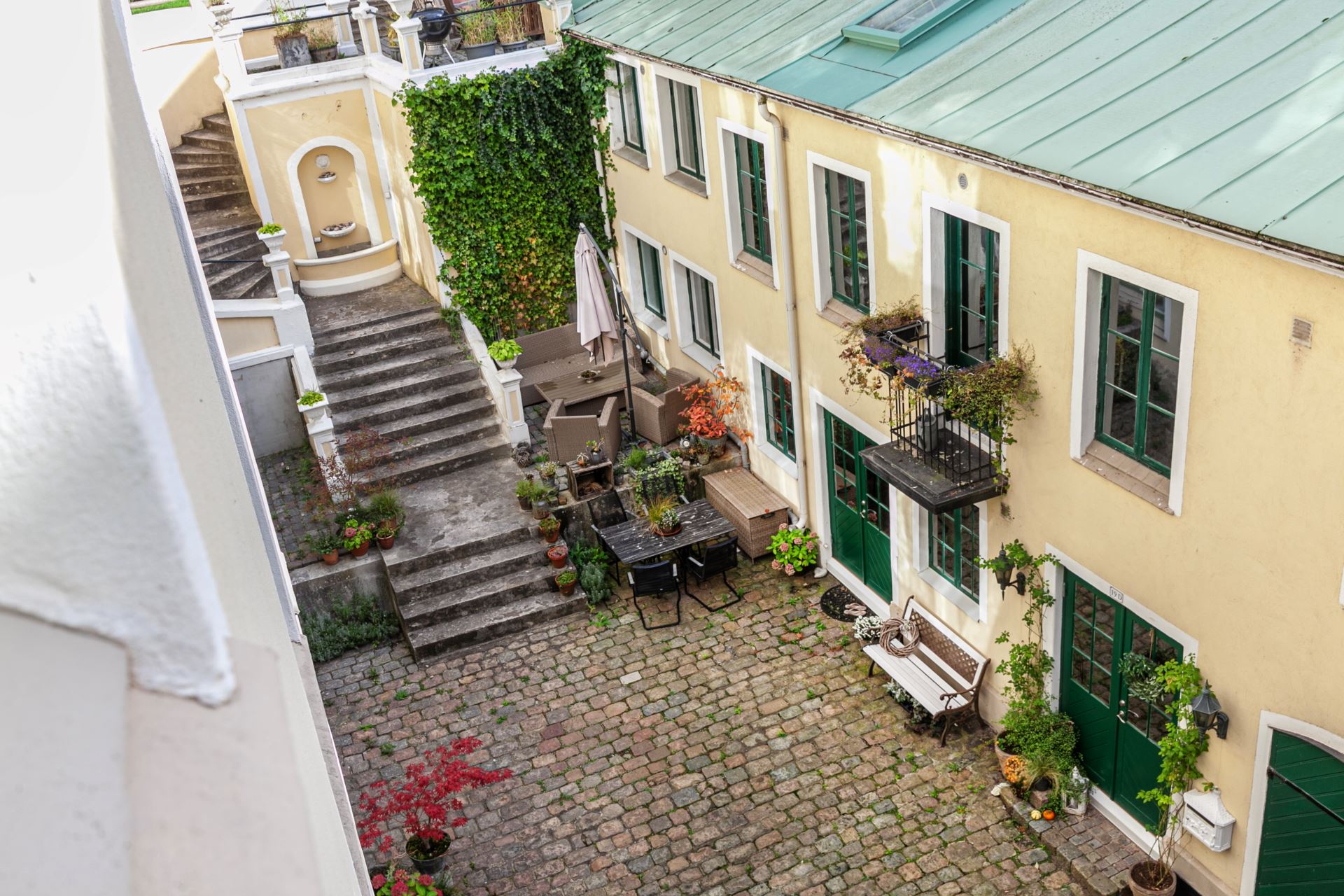 cour immeuble Suédois