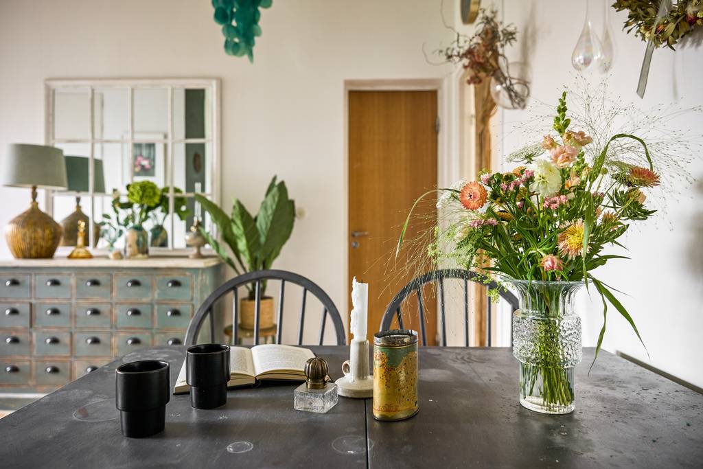 salle à manger décoration naturelle scandinave verte