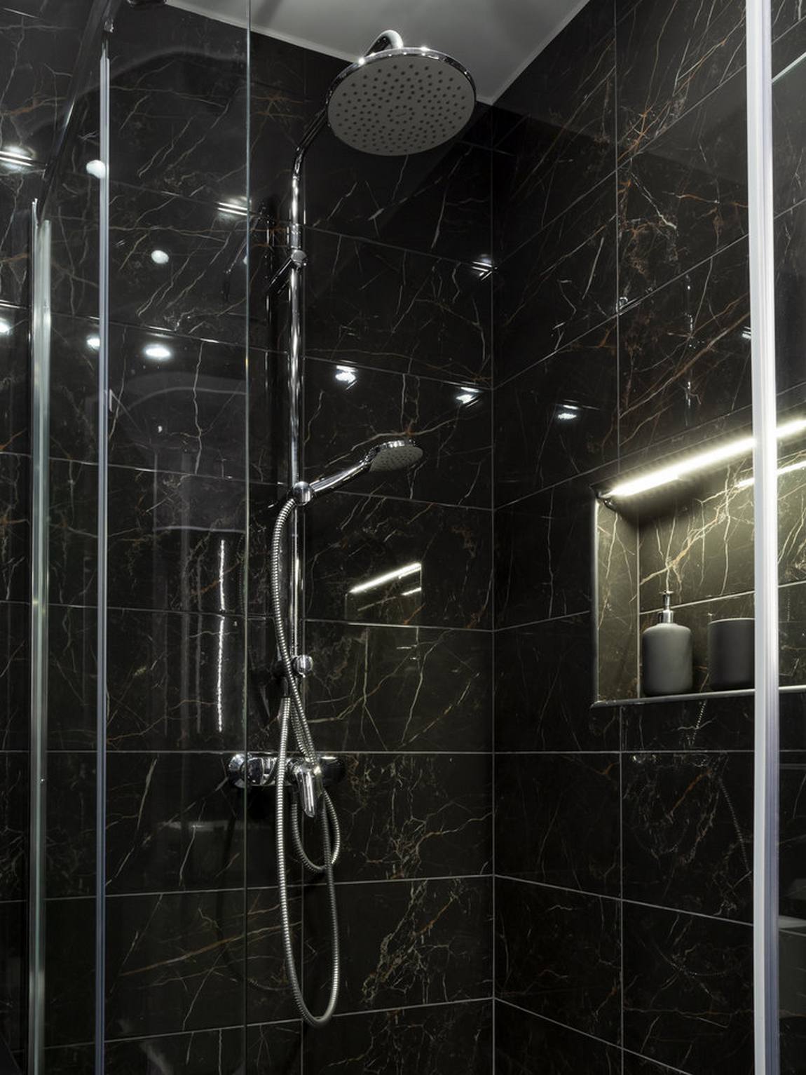 salle de bain design blanche et marbre noir salle de bain design blanche et marbre noir