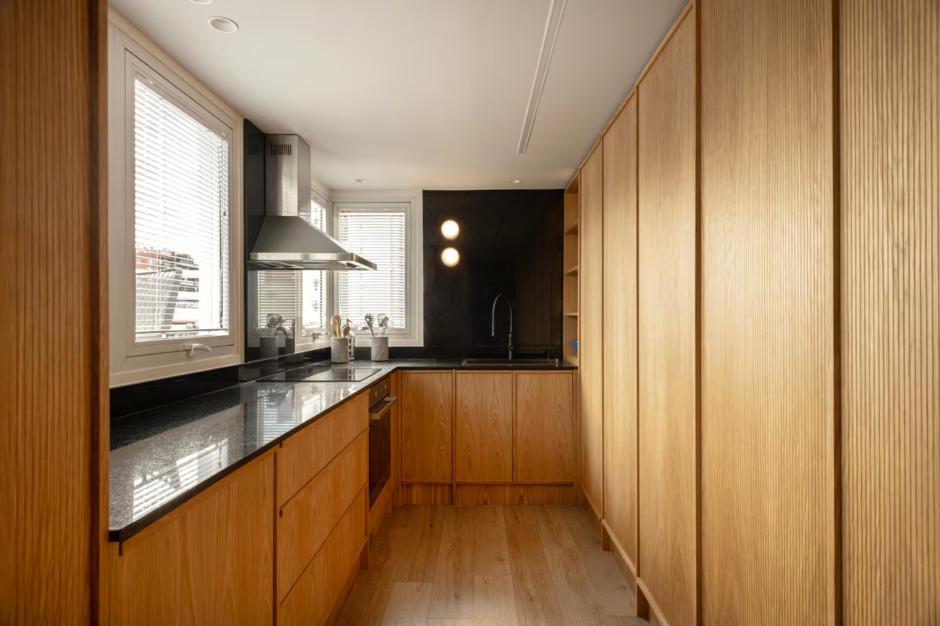 cuisine bois décoration contemporaine appartement avec terrasse Buenos Aires cuisine bois décoration contemporaine appartement avec terrasse Buenos Aires