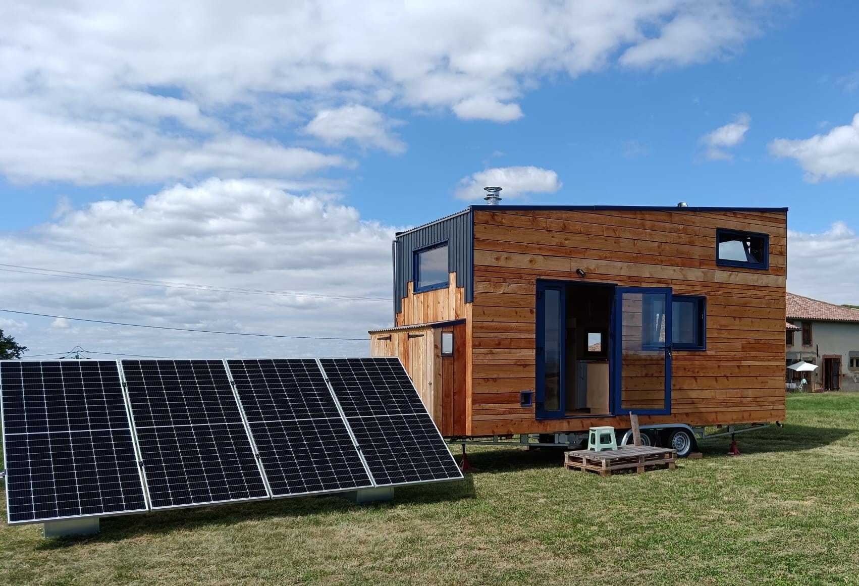 tiny house française 15m2 Birdy par Atelier Bois d tiny house française 15m2 Birdy par Atelier Bois d'ici