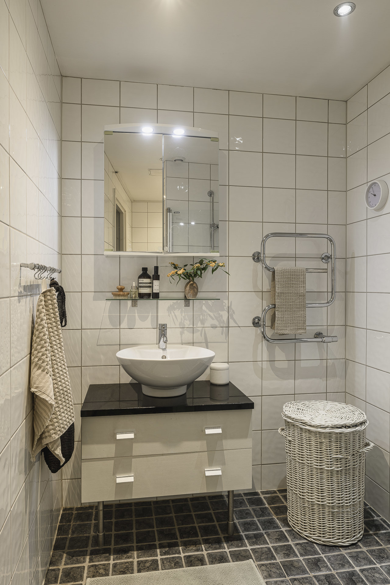 salle de bain blanche et grise salle de bain blanche et grise