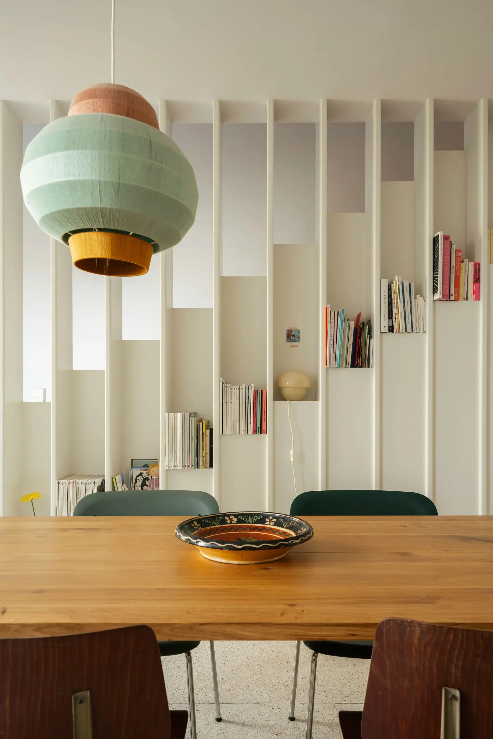 salle à manger et escalier maison de ville Lisbonne décoration design salle à manger et escalier maison de ville Lisbonne décoration design