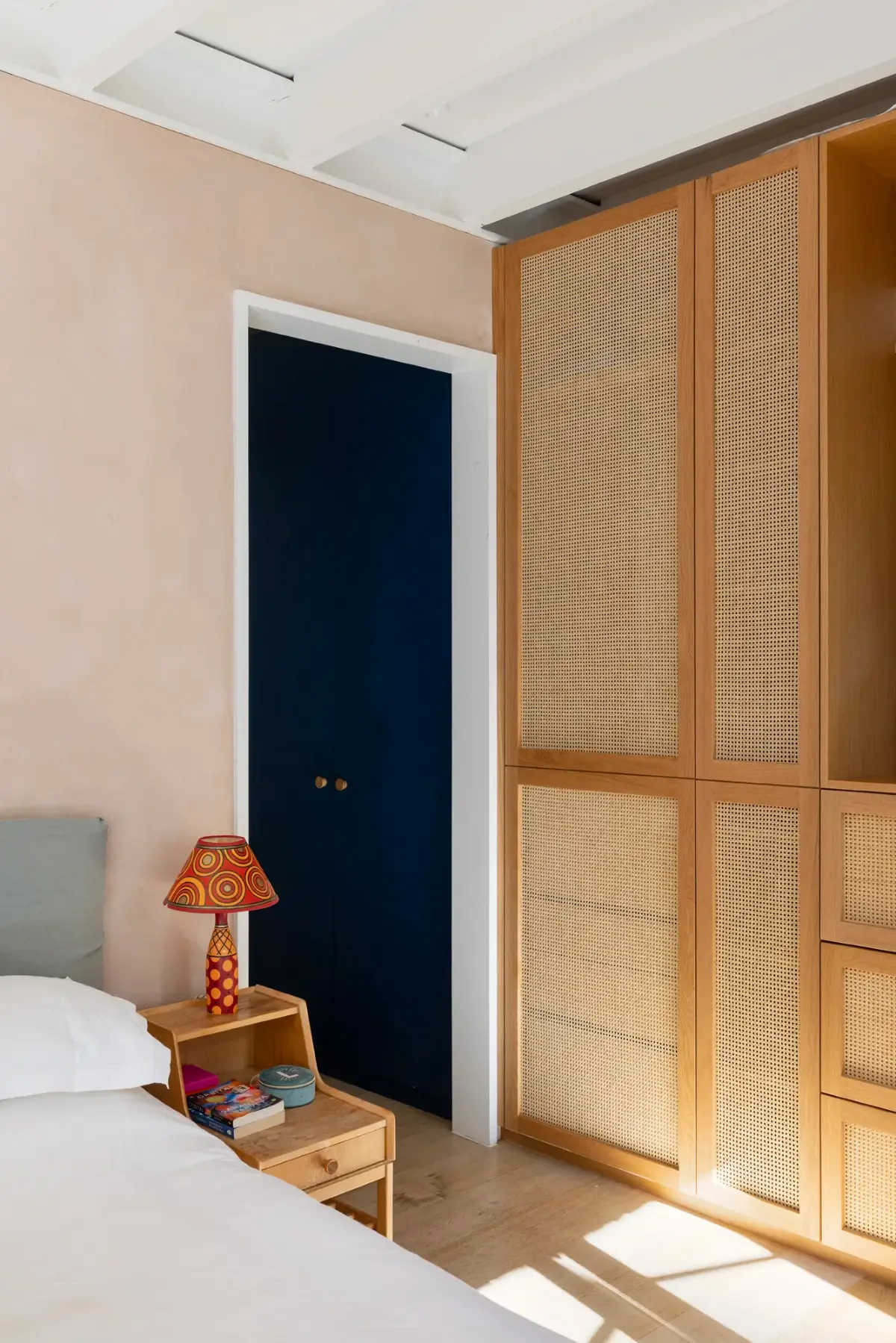 chambre décoration classique maison victorienne rénovée Londres chambre décoration classique maison victorienne rénovée Londres