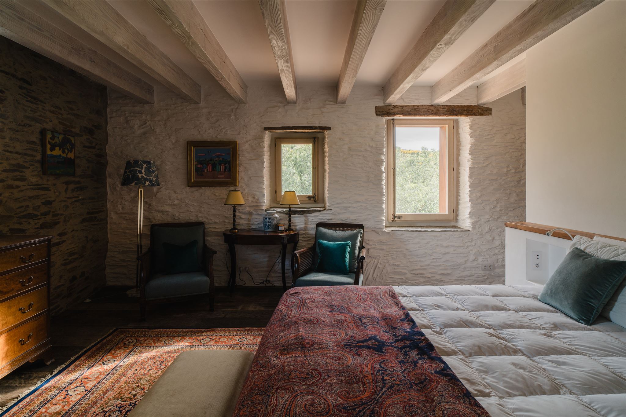 chambre avec poutres décoration rustique chic