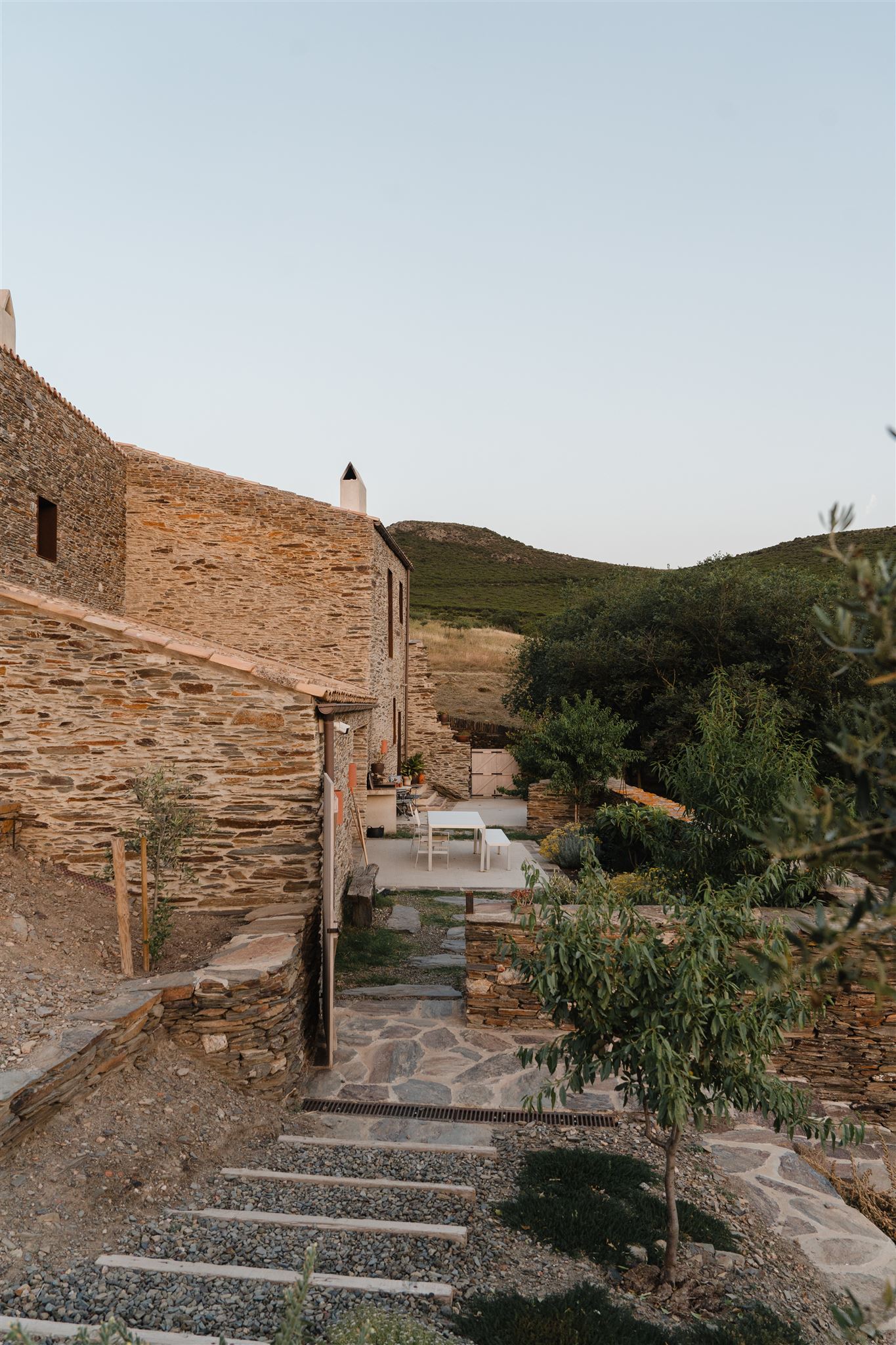 maison en pierres rénovée ancienne masia près de Cadaquès