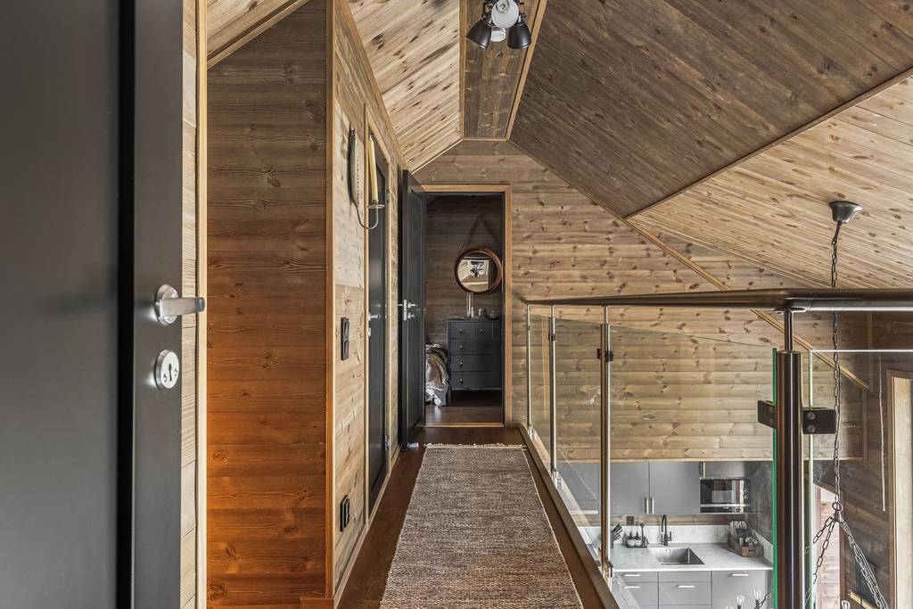 palier avec garde-corps verre maison en bois chalet de montagne décoration contemporaine palier avec garde-corps verre maison en bois chalet de montagne décoration contemporaine