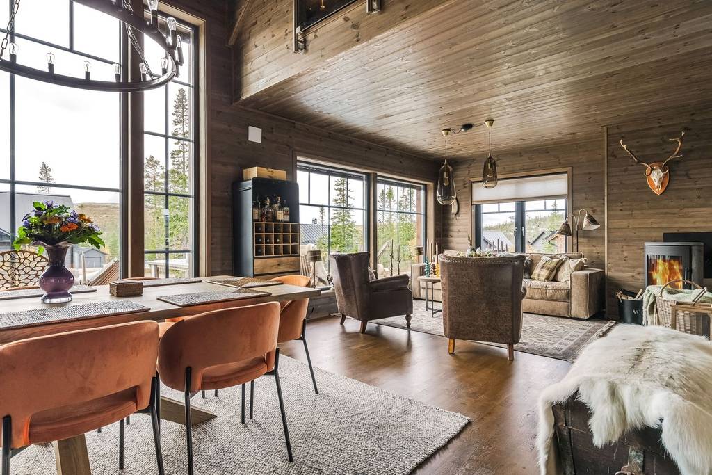 salle à manger et salon maison en bois avec baies vitrées salle à manger et salon maison en bois avec baies vitrées