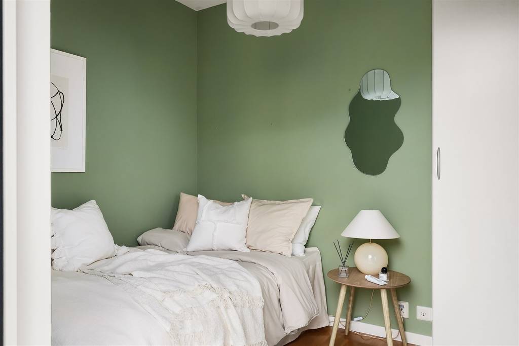 chambre derrière demi cloison appartement 39m2 vert et blanc décoration design chambre derrière demi cloison appartement 39m2 vert et blanc décoration design