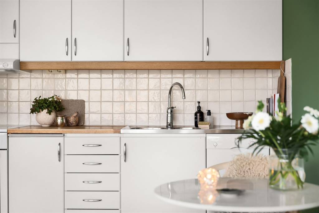 cuisine ouverte appartement 39m2 vert et blanc décoration design cuisine ouverte appartement 39m2 vert et blanc décoration design
