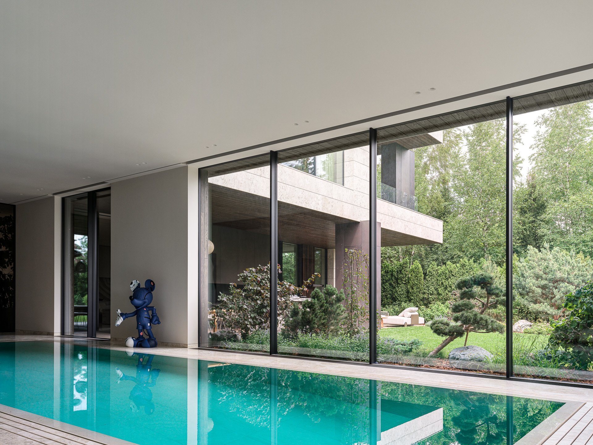 piscine intérieure