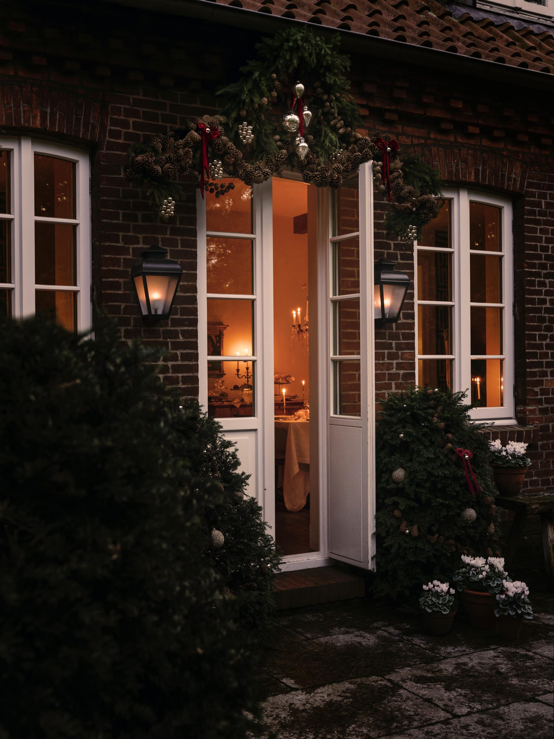 façade maison décoration Noël Zara Home façade maison décoration Noël Zara Home