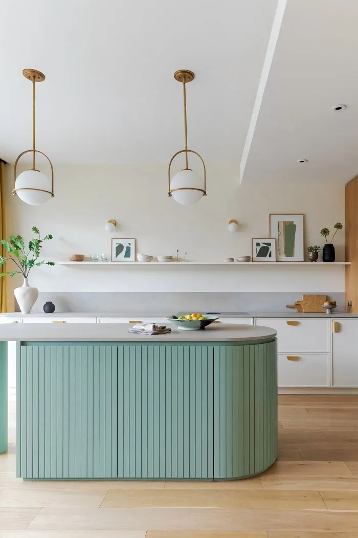 cuisine Art Déco moderne et familiale décoration colorée maison Londres Notting Hill