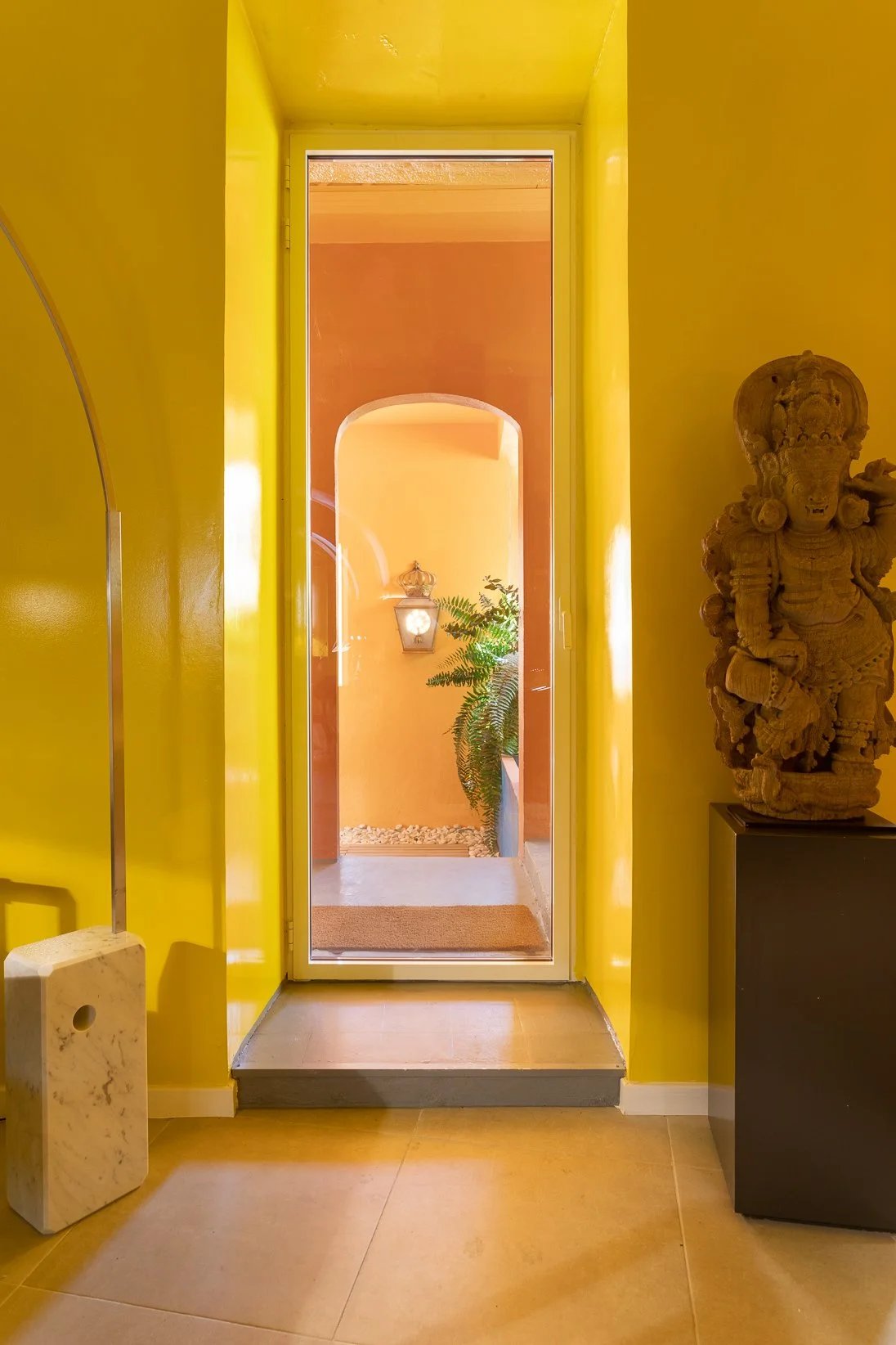entrée décoration contemporaine jaune entrée décoration contemporaine jaune