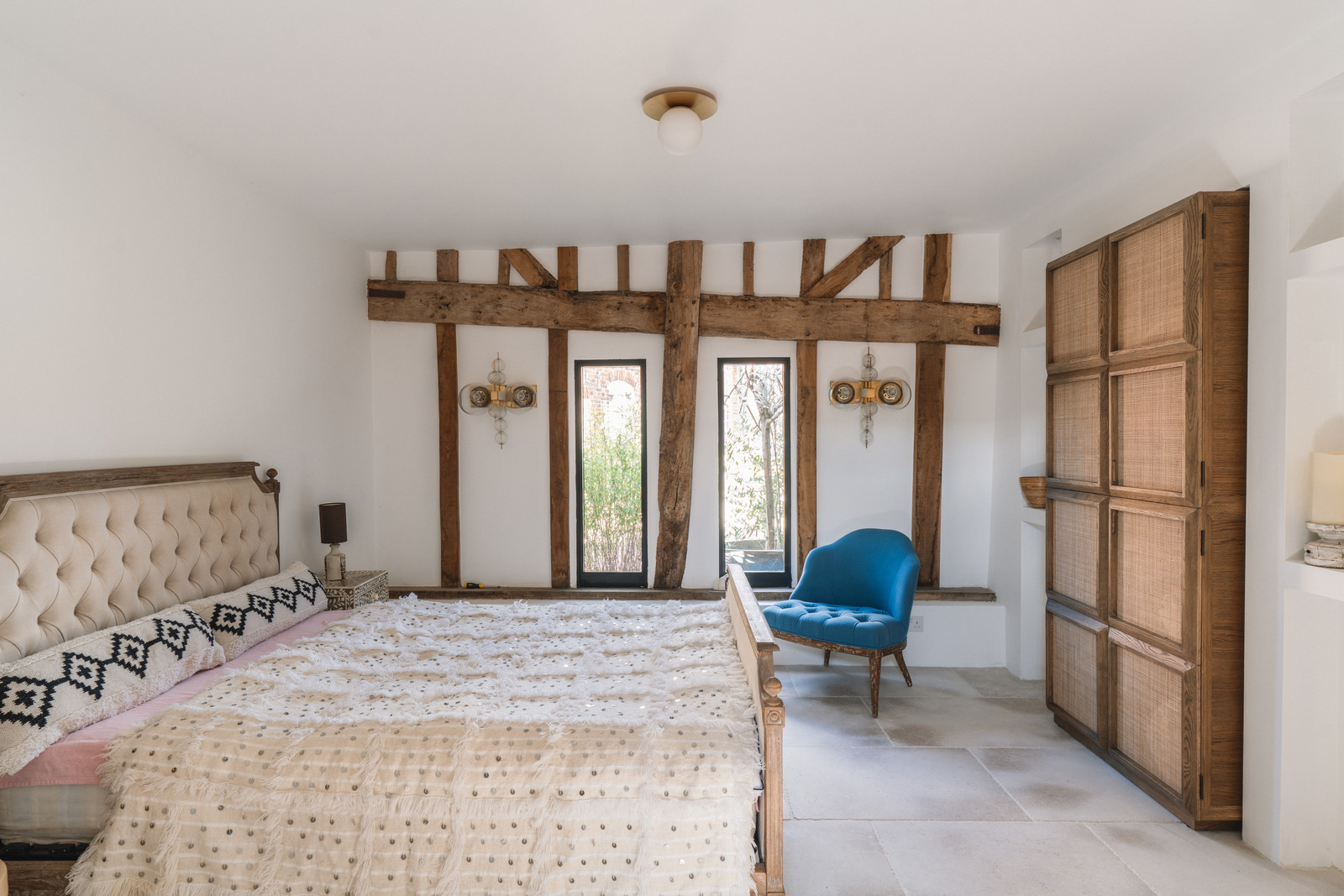 chambre avec colombages et poutres ancienne grange rénovée du 18e siècle chambre avec colombages et poutres ancienne grange rénovée du 18e siècle