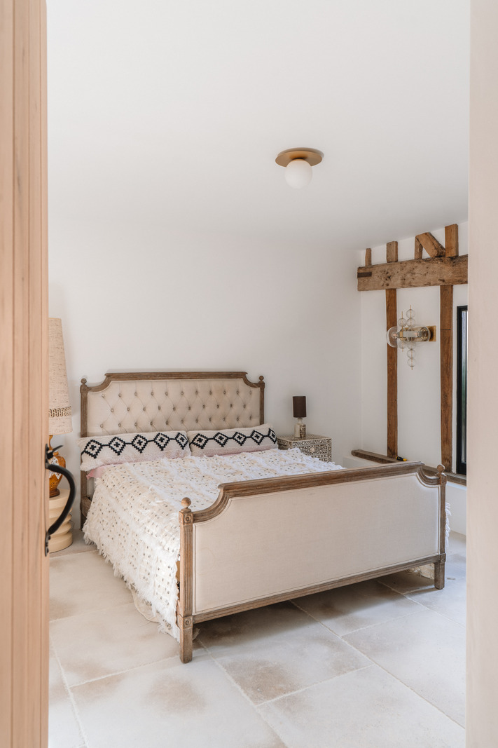 chambre avec colombages et poutres ancienne grange rénovée du 18e siècle chambre avec colombages et poutres ancienne grange rénovée du 18e siècle