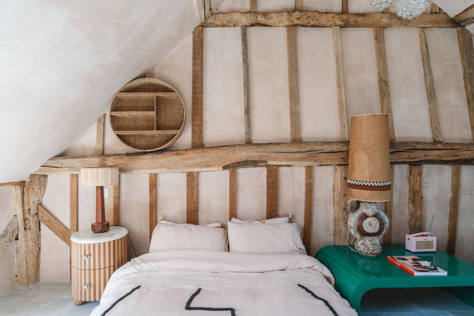 chambre avec colombages et poutres ancienne grange rénovée du 18e siècle chambre avec colombages et poutres ancienne grange rénovée du 18e siècle