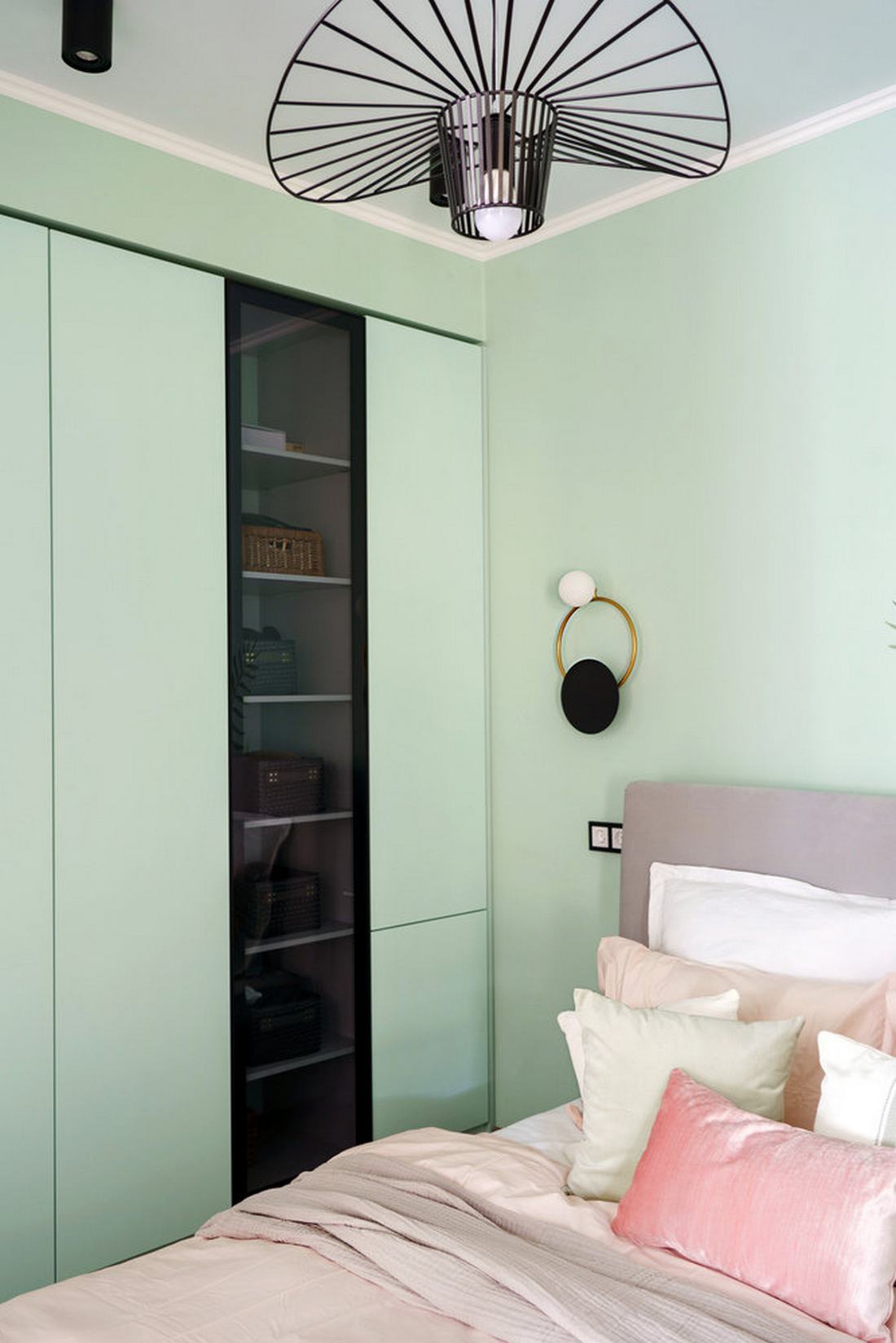 chambre mur vert pistache avec dressing décoration contemporaine chambre mur vert pistache avec dressing décoration contemporaine