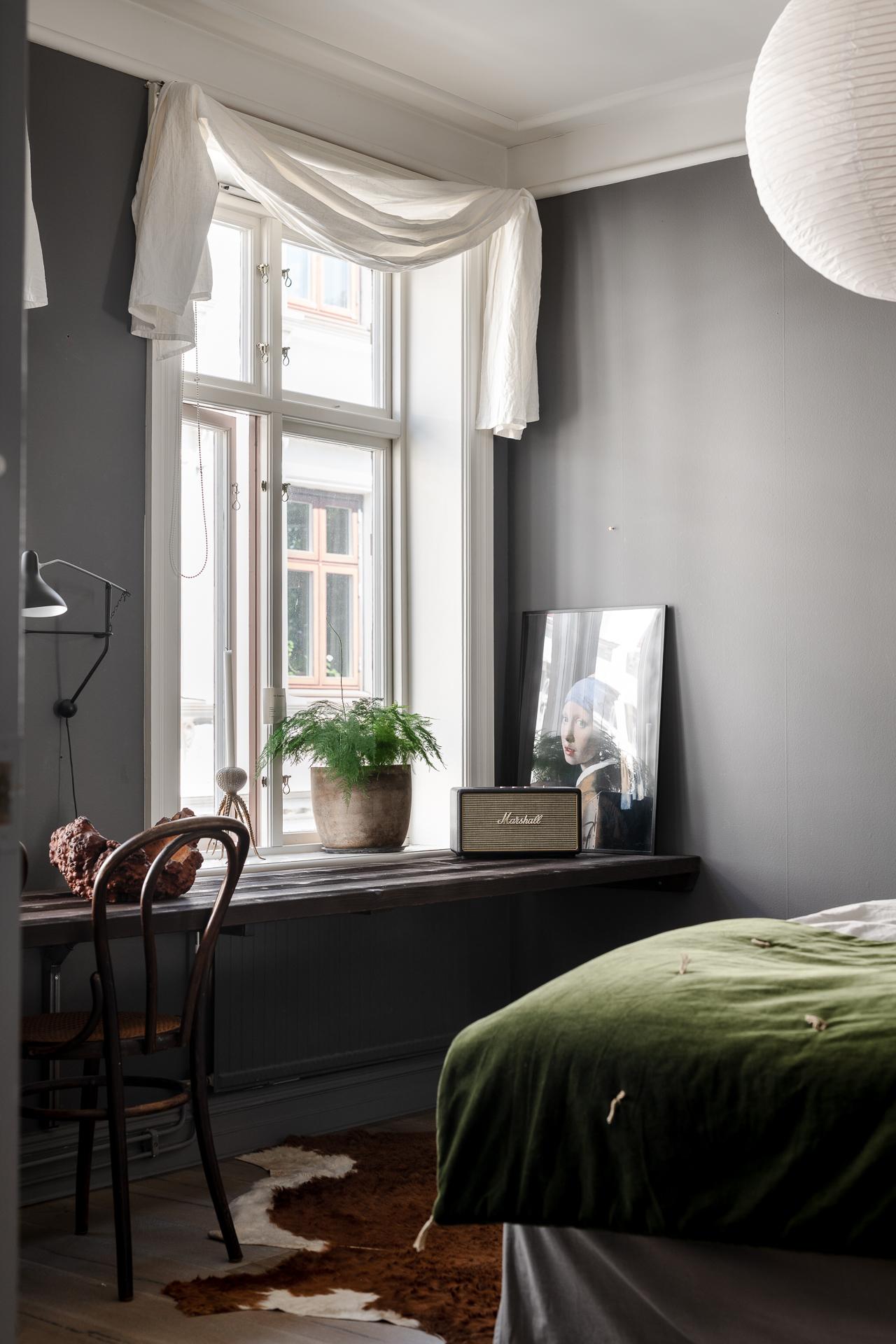 chambre murs gris décoration contemporaine deux-pièces 66m2 chambre murs gris décoration contemporaine deux-pièces 66m2