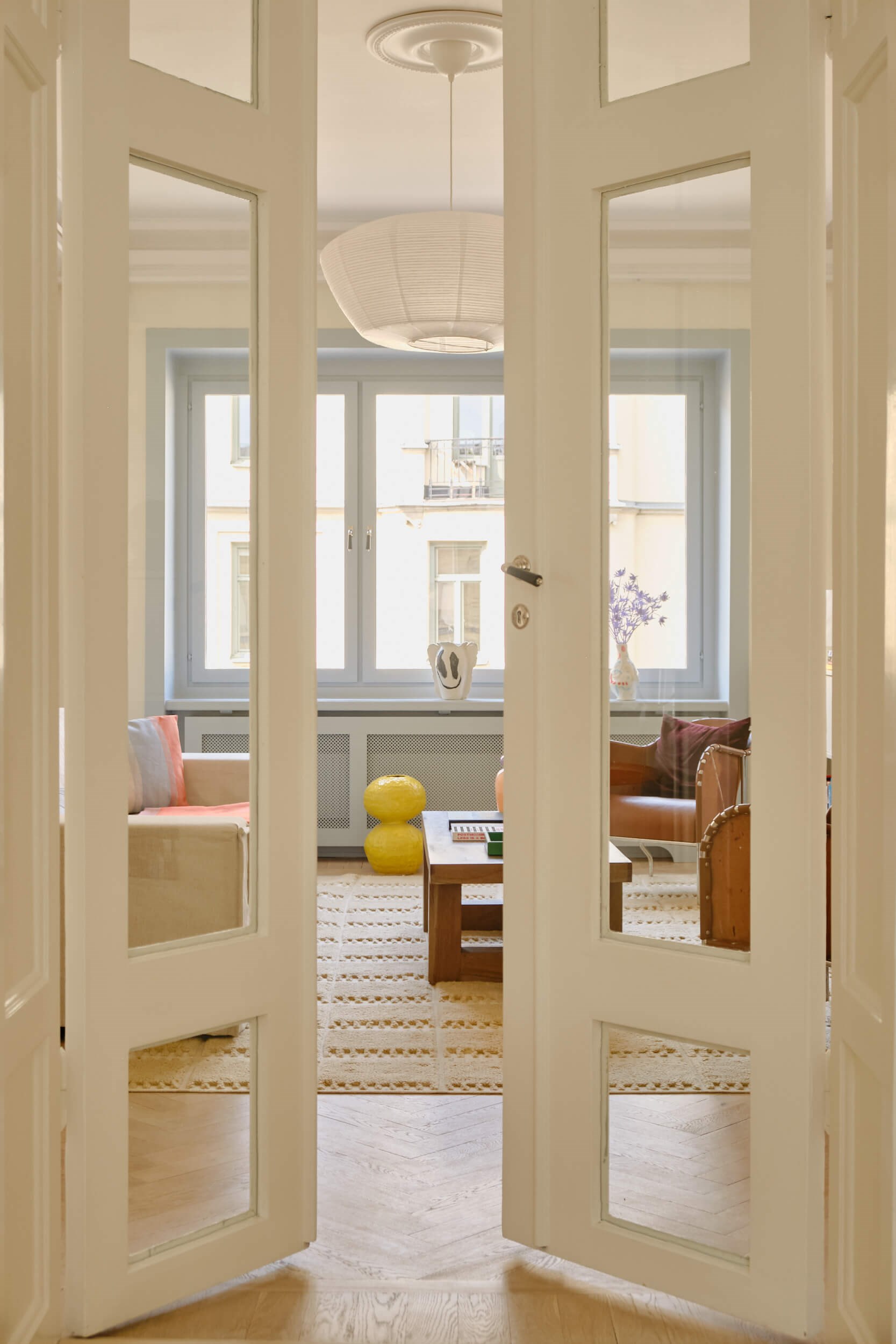 salon décoration scandinave appartement ancien Stockholm
