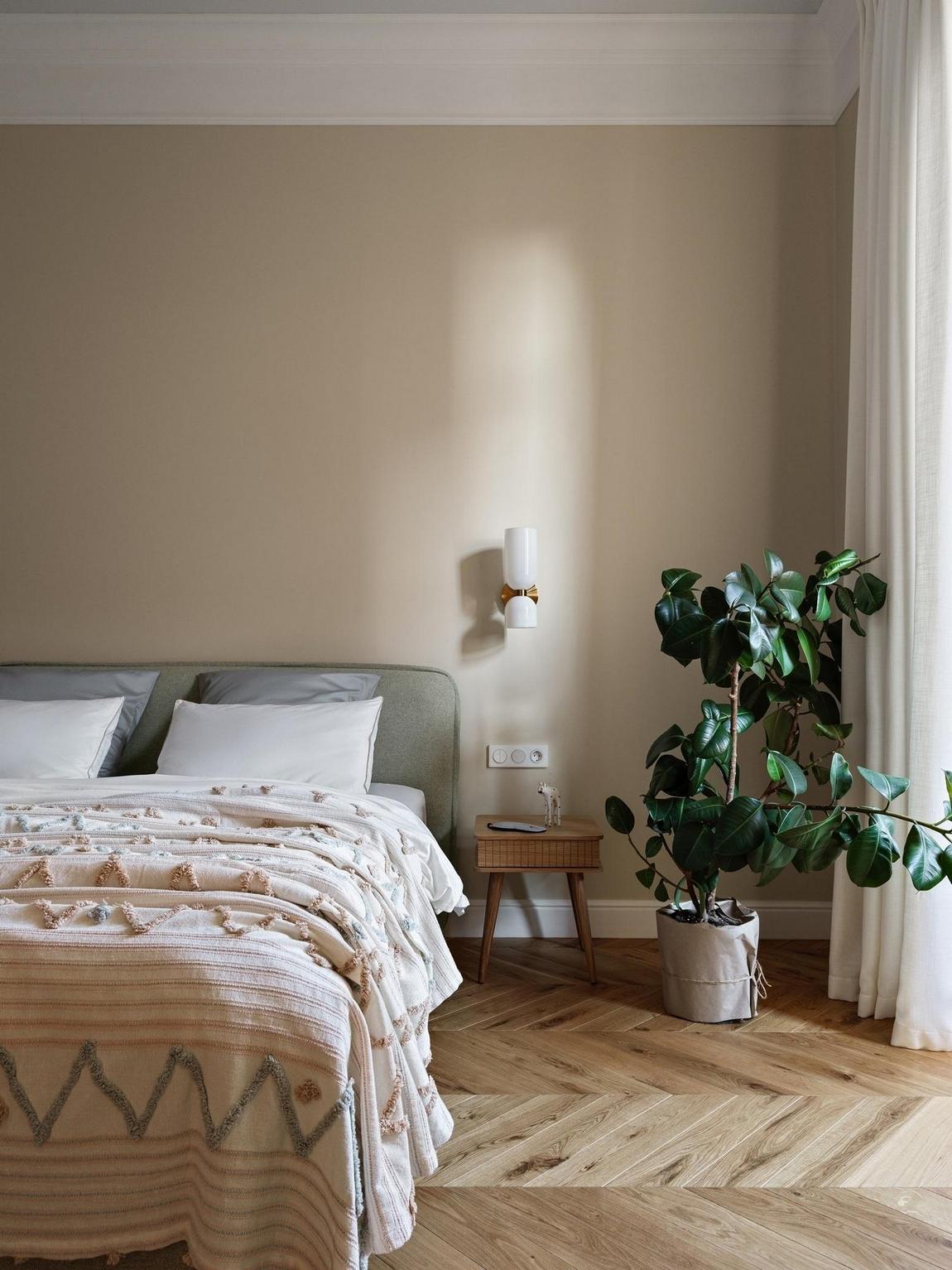 chambre murs beiges appartement de 78m2 décoration vintage scandinave chambre murs beiges appartement de 78m2 décoration vintage scandinave