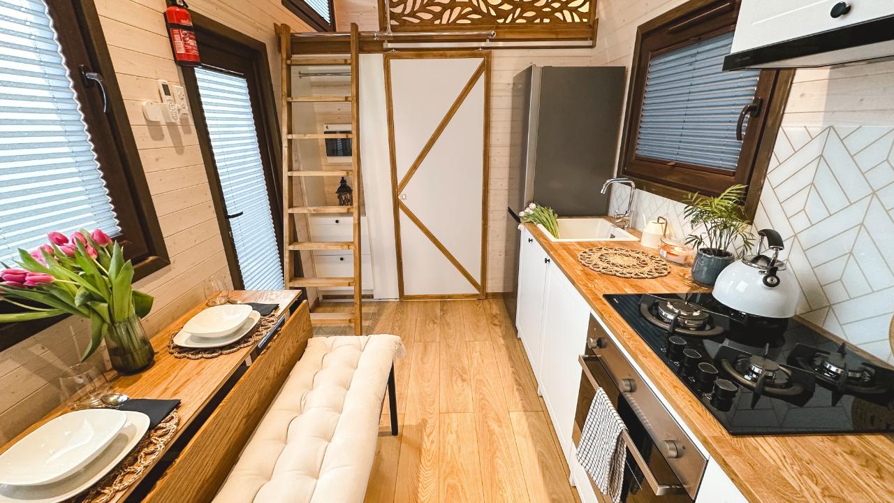intérieur tiny house 25m2 européenne Elise par Vagabond Haven