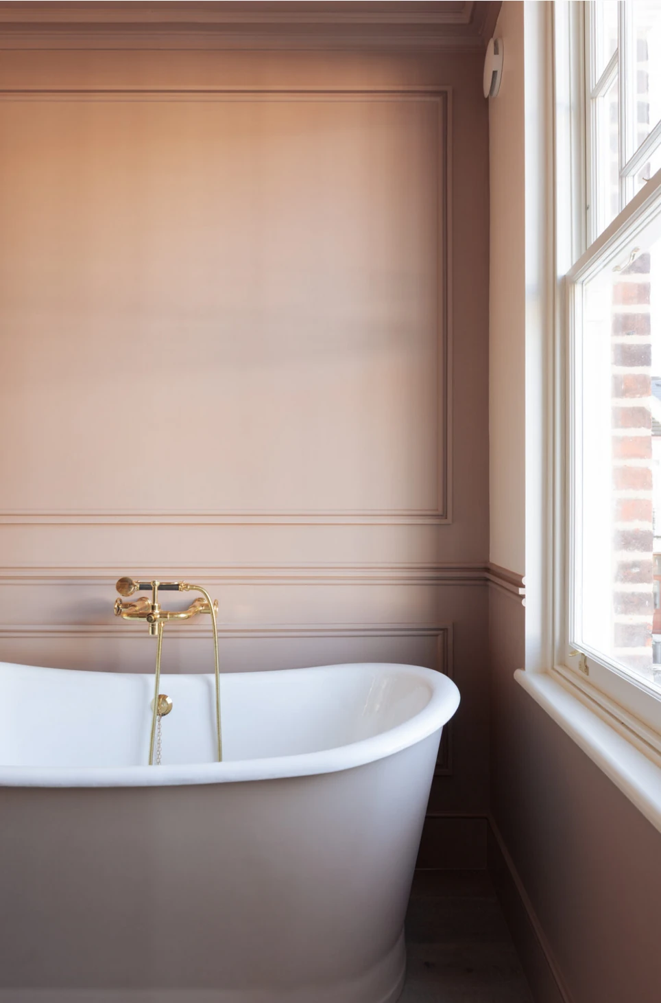 salle de bain classique chic rose