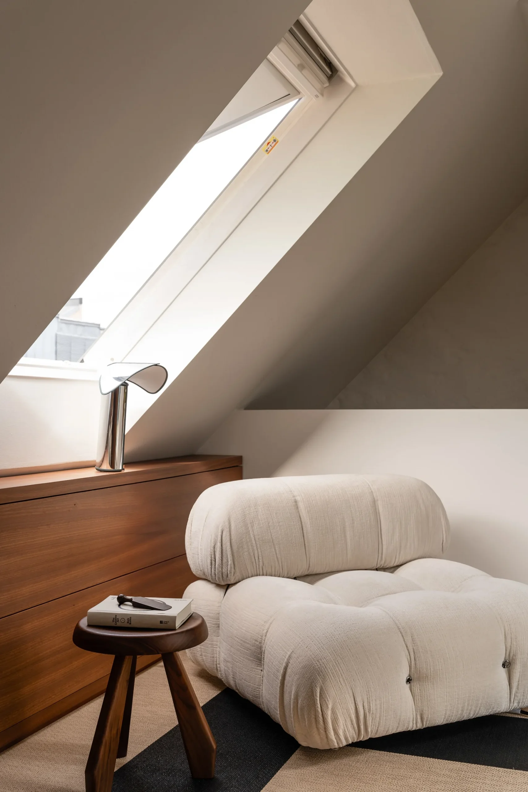 chambre mansardée avec velux chambre mansardée avec velux