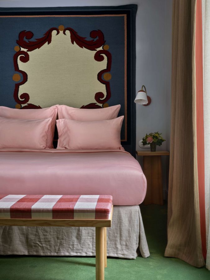 décoration de chambre originale par Beata Heuman Hôtel la Boétie Paris décoration de chambre originale par Beata Heuman Hôtel la Boétie Paris