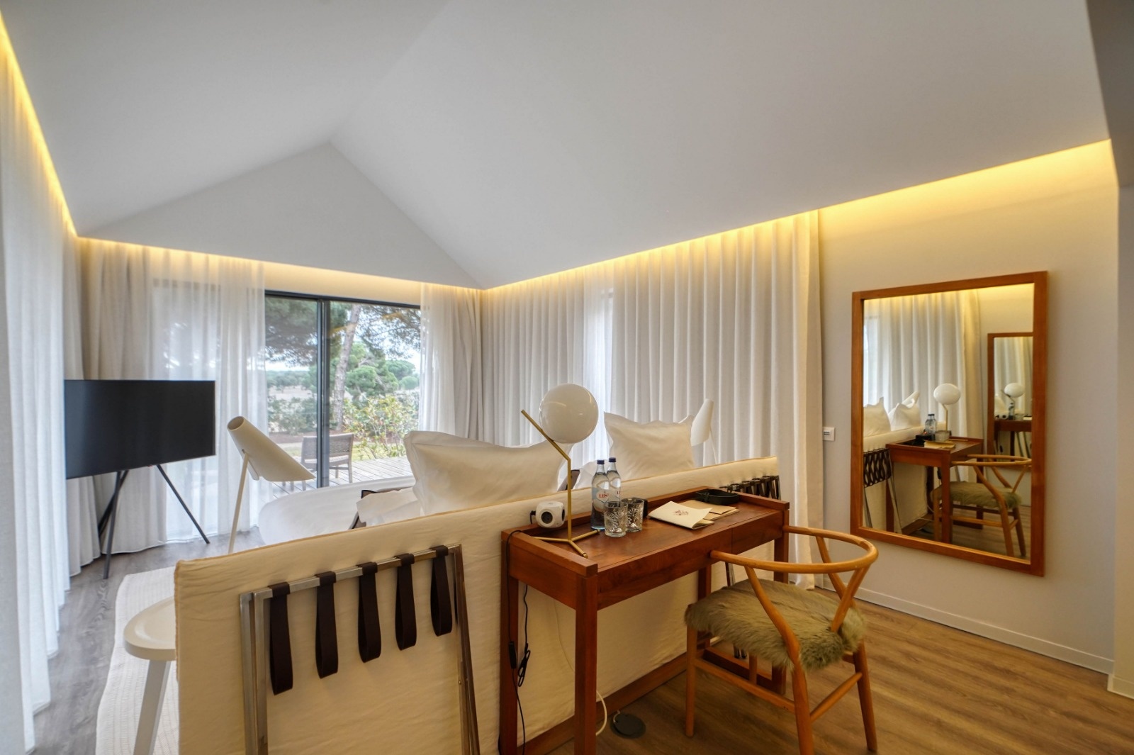chambre décoration moderne maison contemporaine avec piscine Comporta chambre décoration moderne maison contemporaine avec piscine Comporta