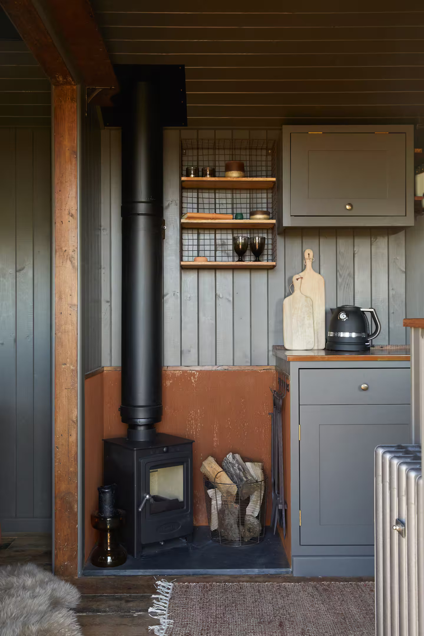 intérieur tiny house roulotte style cabane de berger intérieur tiny house roulotte style cabane de berger