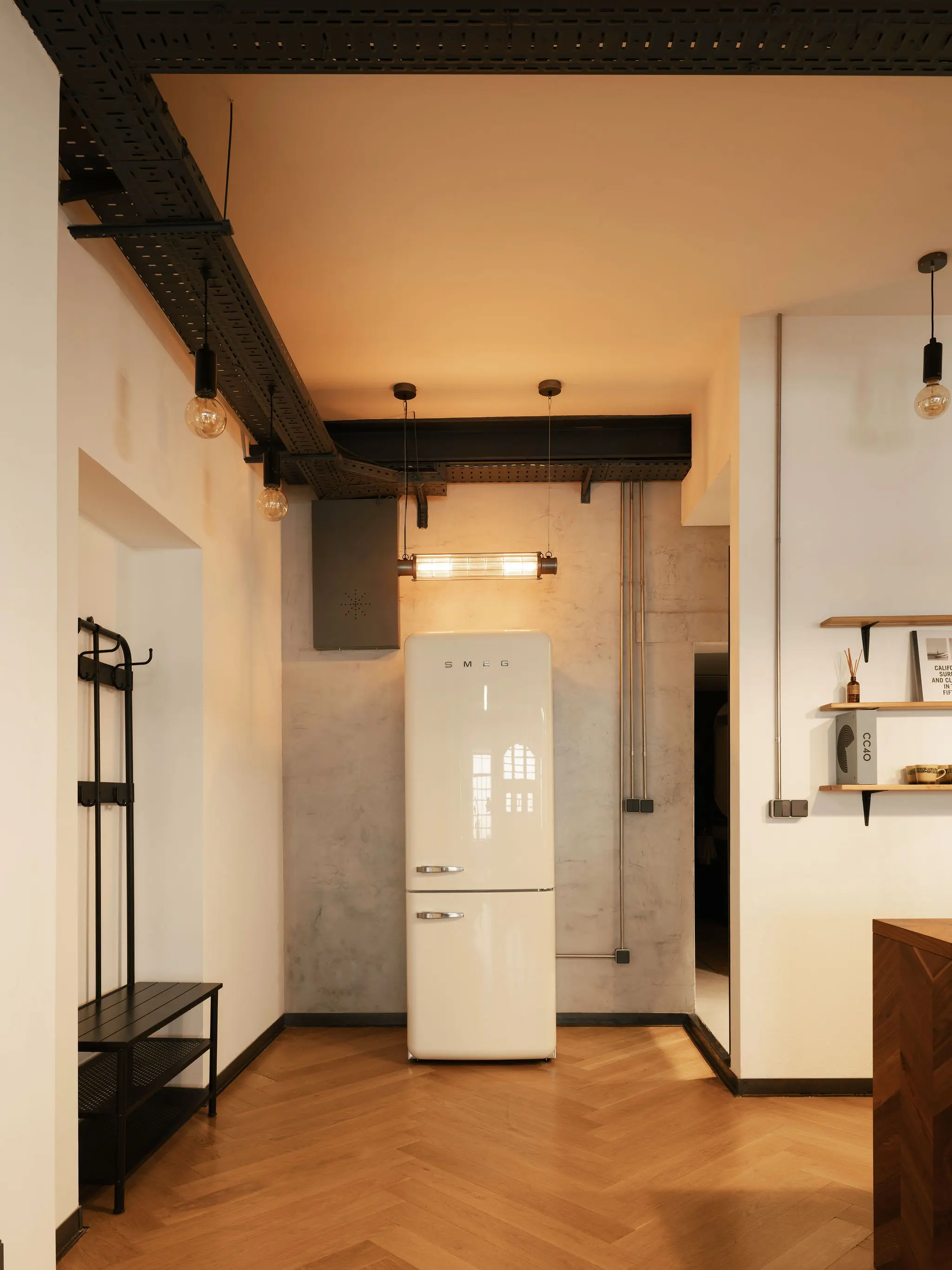 cuisine ouverte loft Lisbonne décoration contemporaine