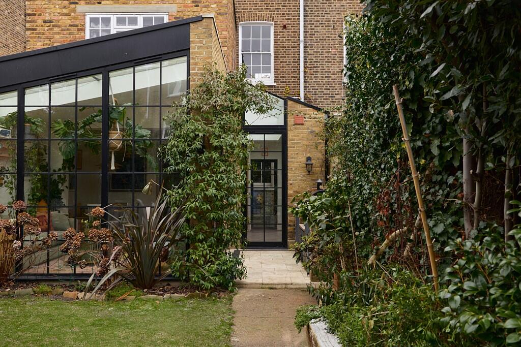 appartement Londres décoration contemporaine avec extension vitrée sur jardin appartement Londres décoration contemporaine avec extension vitrée sur jardin