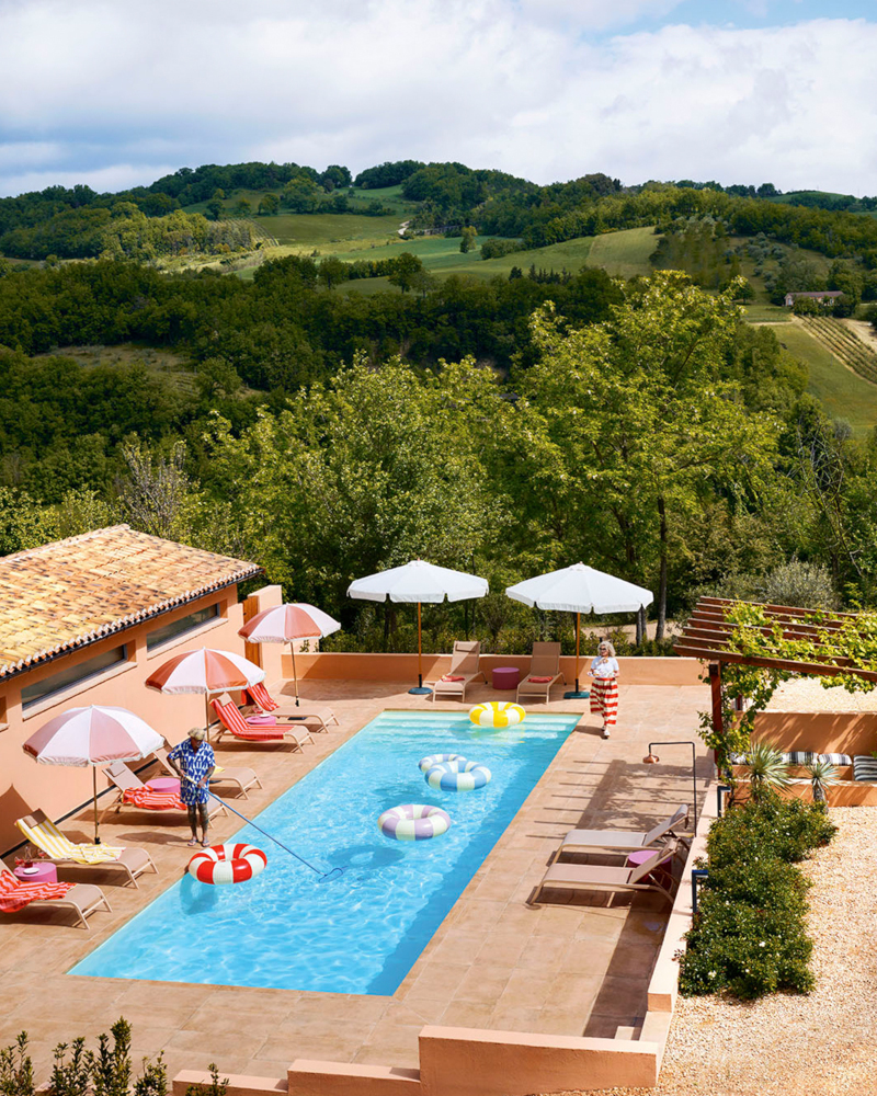 piscine maison en pierres Italie avec piscine rénovée dans les Marches piscine maison en pierres Italie avec piscine rénovée dans les Marches