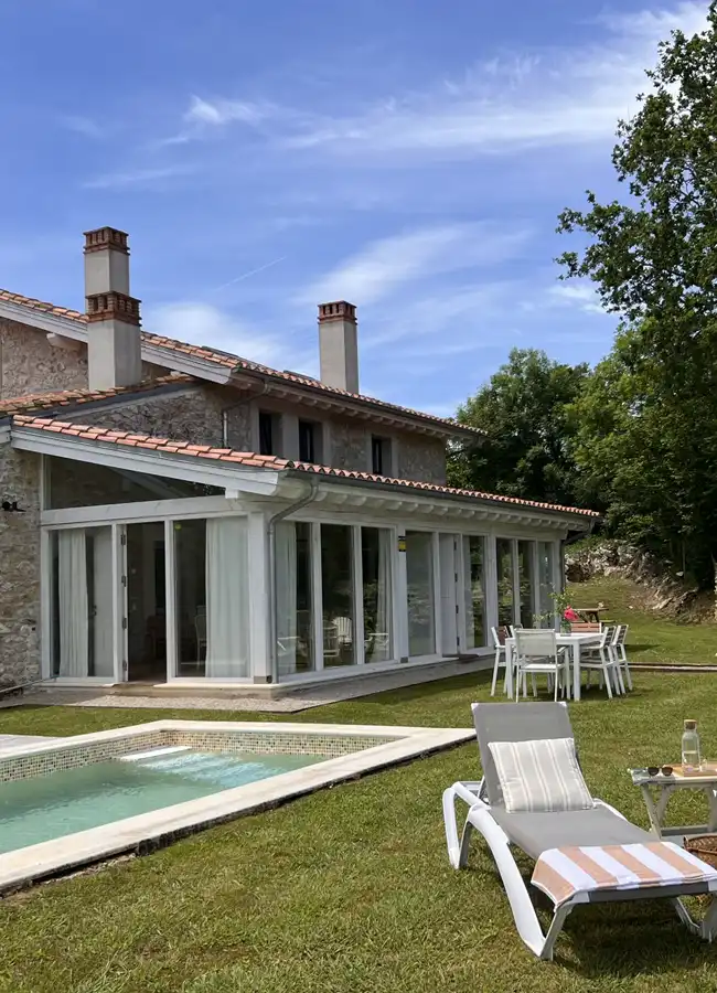 maison ancienne en pierres rénovée en Espagne maison ancienne en pierres rénovée en Espagne