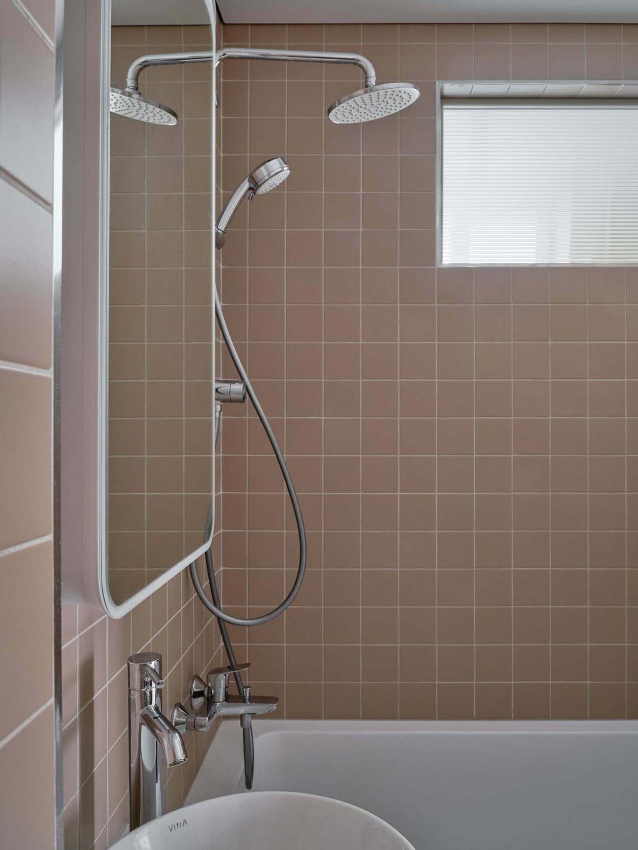salle de bain rose deux-pièces 29m2 salle de bain rose deux-pièces 29m2
