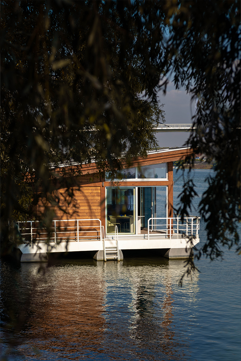 maison flottante conçue par architecte en Serbie maison flottante conçue par architecte en Serbie