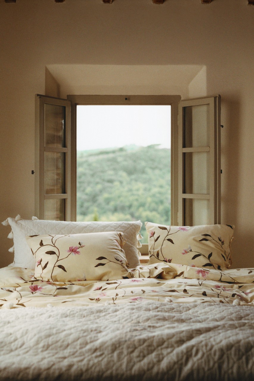 chambre maison ancienne nouvelle collection printemps H&M HOME 2026 chambre maison ancienne nouvelle collection printemps H&M HOME 2026