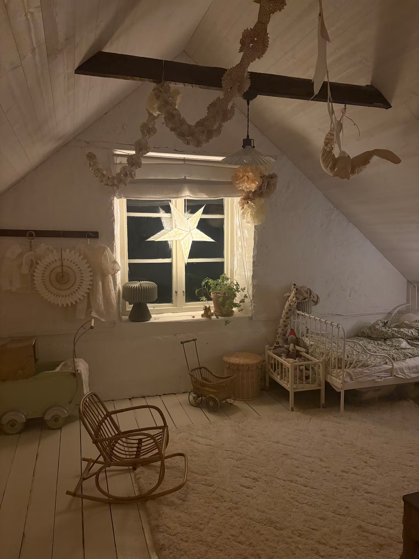 chambre enfant mansardée maison rustique décoration scandinave chambre enfant mansardée maison rustique décoration scandinave
